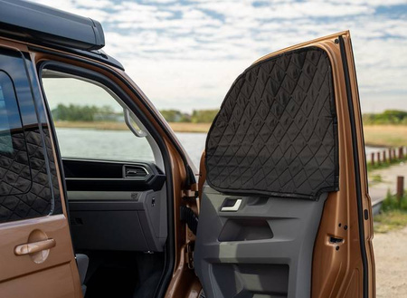 Hőszőnyegek, szélvédő burkolatok, redőnyök PEUGEOT TRAVELER 2017-