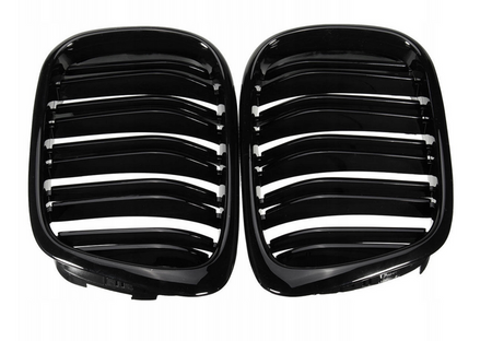 Vese grill BMW E39 96-03 fényes fekete Mpower