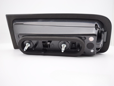 LED-es hátsó lámpák Mercedes W464 G-osztály 18-