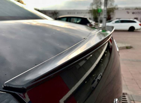 Skoda Superb III 2015+ hátsó ajtó spoiler aileron