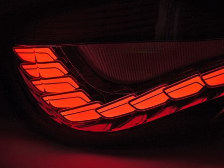 Hátsó lámpák a BMW F22 F23 F87 2013-2021-es BMW F22 F23 F87-hez piros