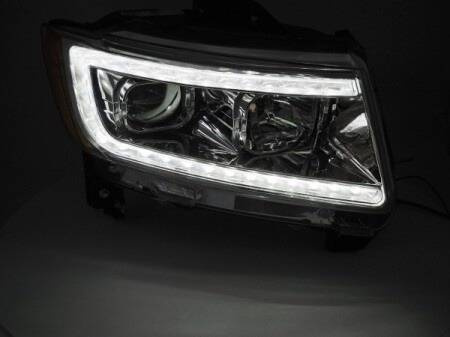 Fényszórók a Jeep Grand Cherokee 11-13-hoz