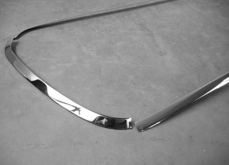 Mercedes Sprinter W907 18+ első rács keret