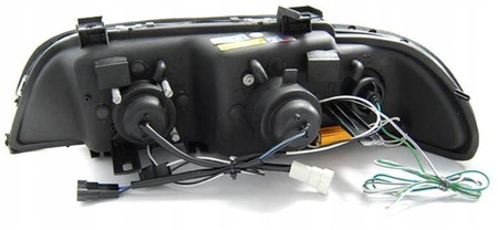 BMW E39 FEKETE LED fényszórók + gyűrűk