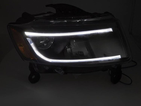 FEKETE LED fényszórók Jeep Grand Cherokee-hoz