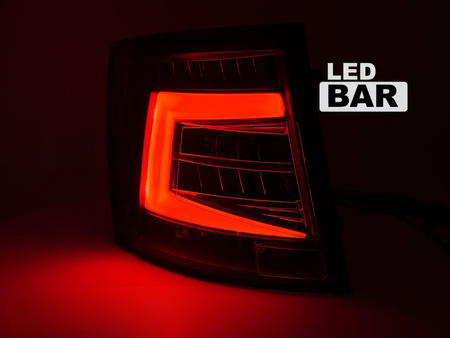 Hátsó lámpák SKODA OCTAVIA III FL 2016-2020 KOMBI Fekete