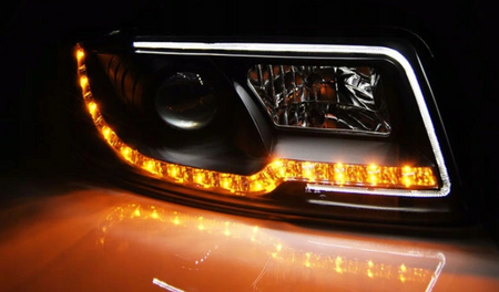 Fényszórók Audi A4 B6 00-04 Led cső fekete