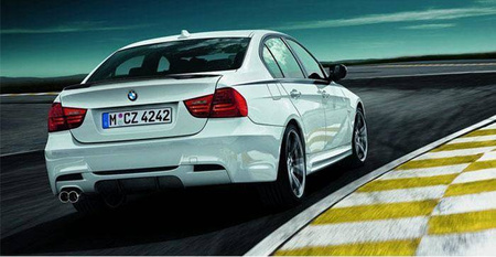 DIFFÚZOR BMW E90 M-PERFORMANCE KETTŐS KIPUFOGÓRENDSZER