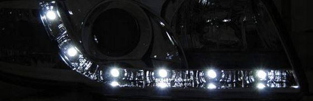 Audi A4 B5 B5 CHROM DAYLIGH fényszórók