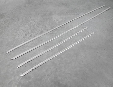 Oldalsó ajtólécek SEAT LEON 3 2012-2020 |