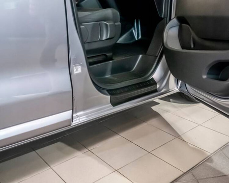 Védőburkolatok küszöbökhöz, küszöblécek PEUGEOT TRAVELER 2017- | ABS