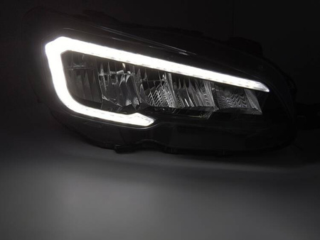 Fényszórók Subaru WRX 14-22 fekete full LED-hez