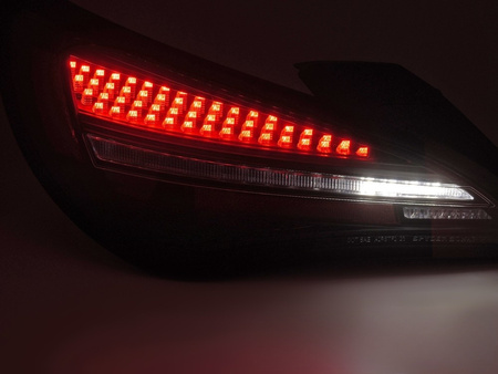 Hátsó lámpák Mercedes CLA C117 13-19 OE OLED SEQ RED