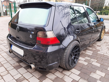 Hátsó lámpák VW Golf 4 IV DEPO SMOKE RED